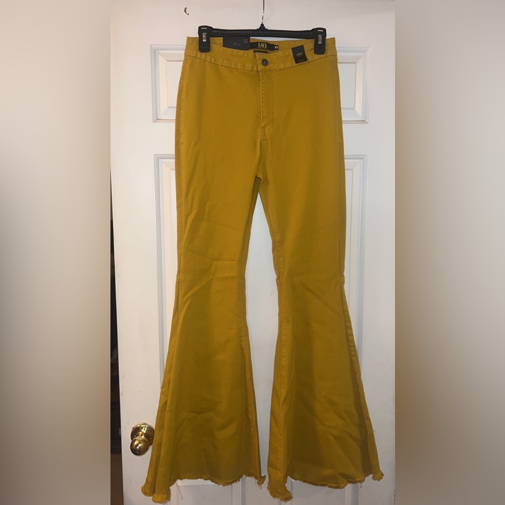 Mustard flares by L&B